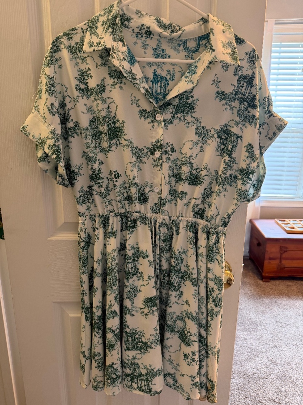 Green and white toile print mini dress - large